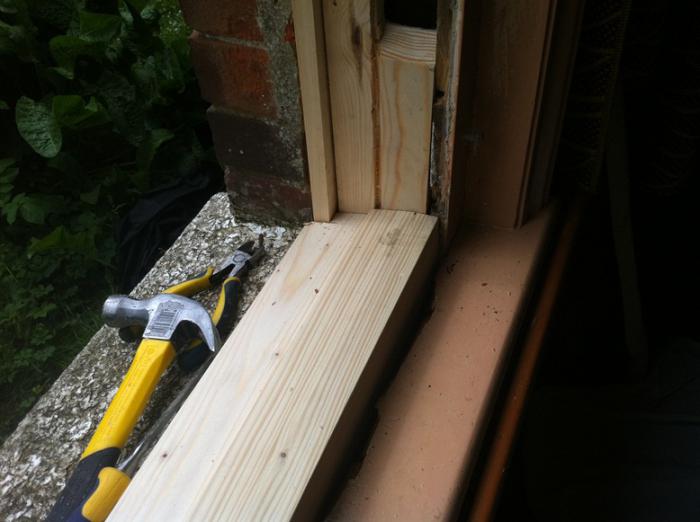 restauração de portas e janelas de madeira