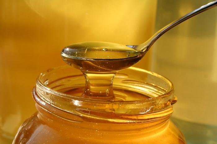 mit welchem Alter kann man Honig geben dem Kind