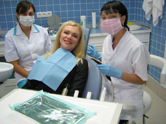 علاج الأسنان بعد قلع الأسنان