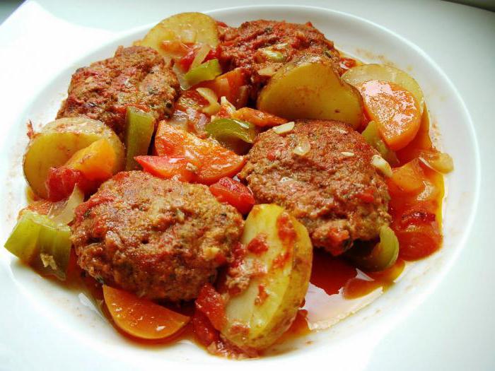 Burgers with potatoes in the oven recipe