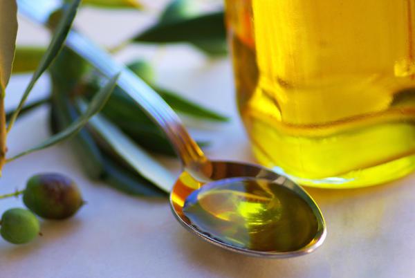 Review of the use of olive oil in cosmetics