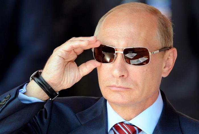 wie viel verdient Putin im Monat