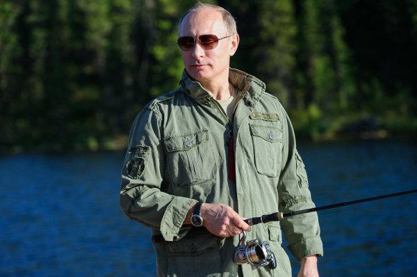 how much money Putin
