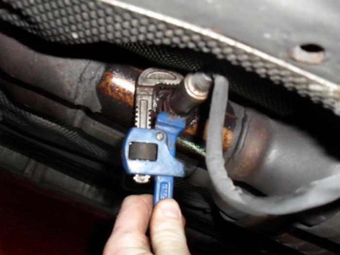 oxygen sensor replacement check malfunction