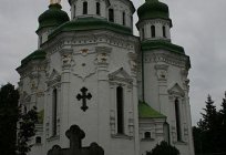 Vydubychi manastırı gibi ulaşabilirsiniz. Лечебница Выдубицкого manastır