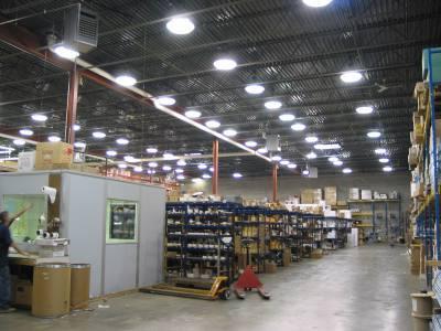 حساب الإضاءة في أماكن العمل الصناعية