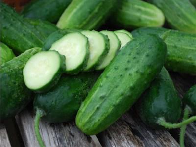 how to keep cucumbers in the fridge longer