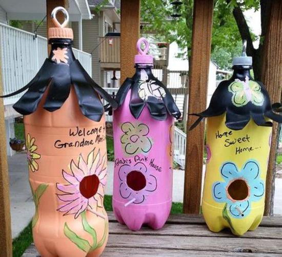 how to make a birdhouse out of plastic bottles
