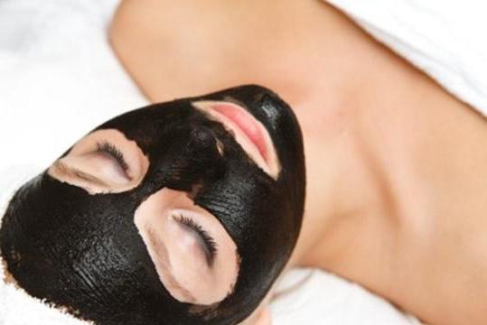 a black mask in the home of blackheads