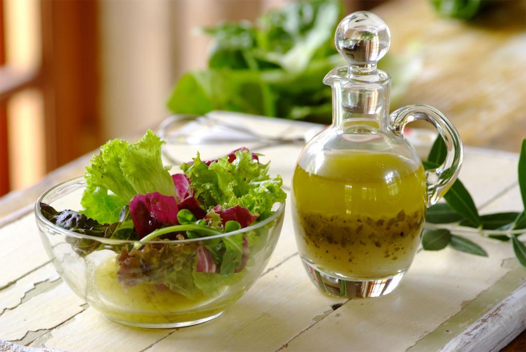 Greek Salad classic dressing