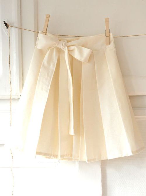 how to iron a pleated skirt