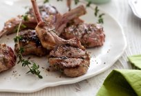 Receita бараньих ребрышек: duas formas de delicioso cozinhar carne