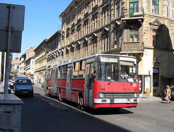 el Modelo de autobús ikarus 280