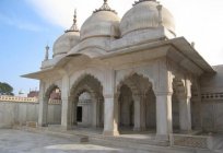 大理石装饰的印度–珠清真寺。 阿格拉被认为是世界上财政部的