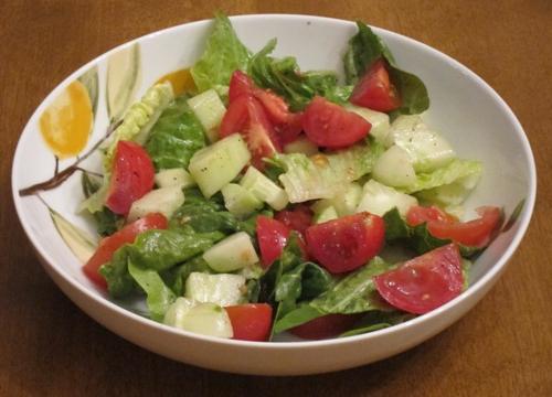 Calorie Salat aus Gurken und Tomaten