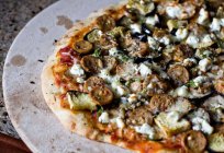 Pizza mit Aubergine - Kochen einfach!