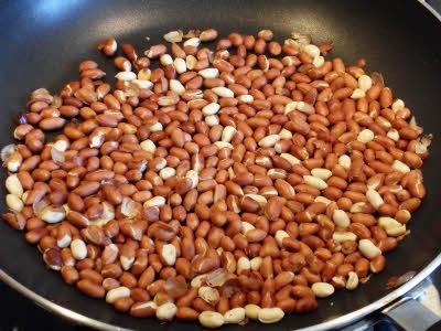 how to fry peanuts in a pan