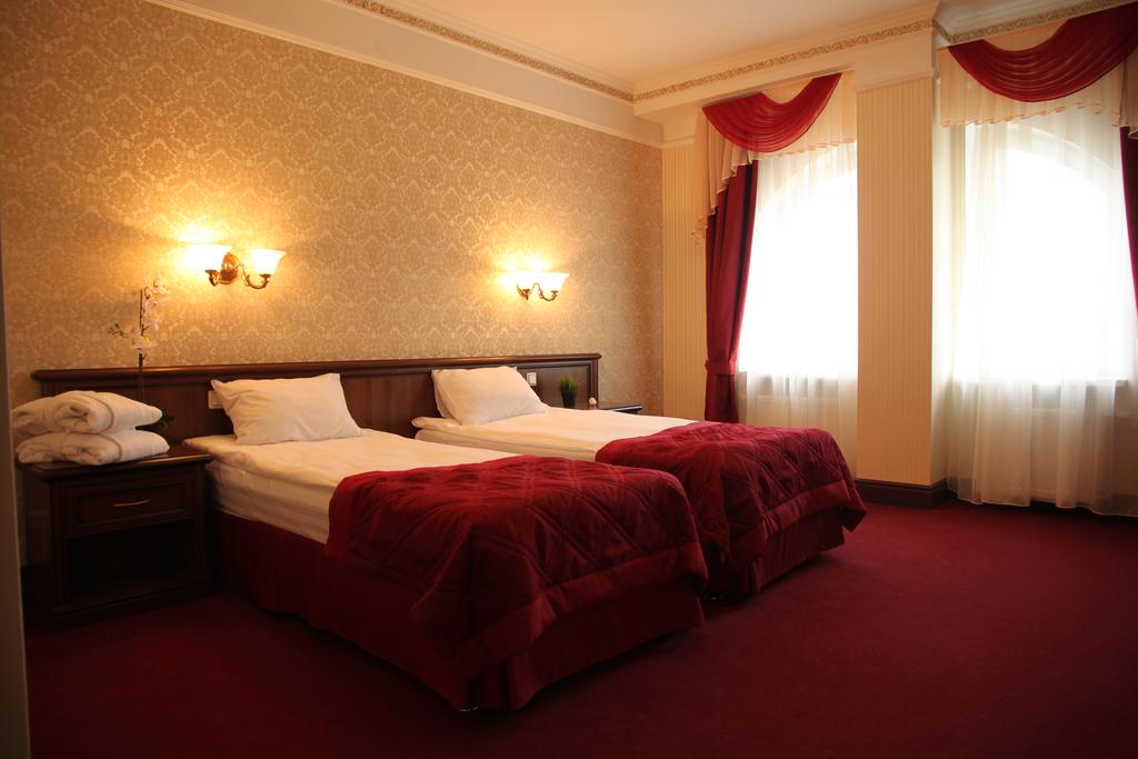 "Grand Peterhof SPA Hotel" yorum