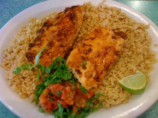 fish baked with rice
