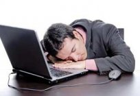 Médicos afirmam que a sonolência de dia adverte sobre uma doença grave