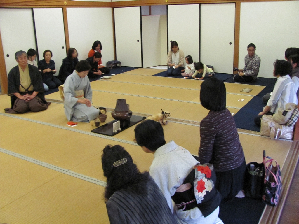 la ceremonia del té japonesa foto