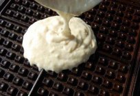 La receta wafer hojaldres para вафельницы soviética. Consejos sobre la preparación, relleno y decoración