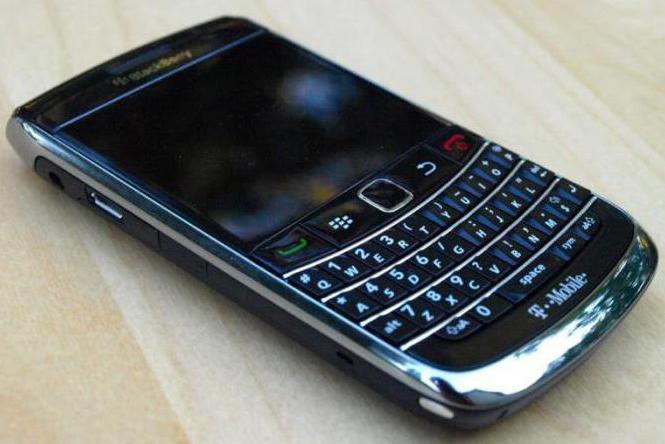 blackberry 9780 features