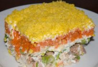 Salat «Mimosa» mit Krabbenstäbchen und: verschiedene Rezepte, Sonstiges Dekoration