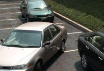 Las dificultades que se producen en paralelo de aparcamiento marcha atrás
