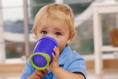 sippy cups for children