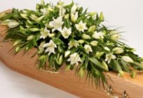 Якого кольору квіти на похорон чоловіка і жінку? Вибираємо правильно