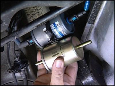 filtro de combustible de un ford focus 1