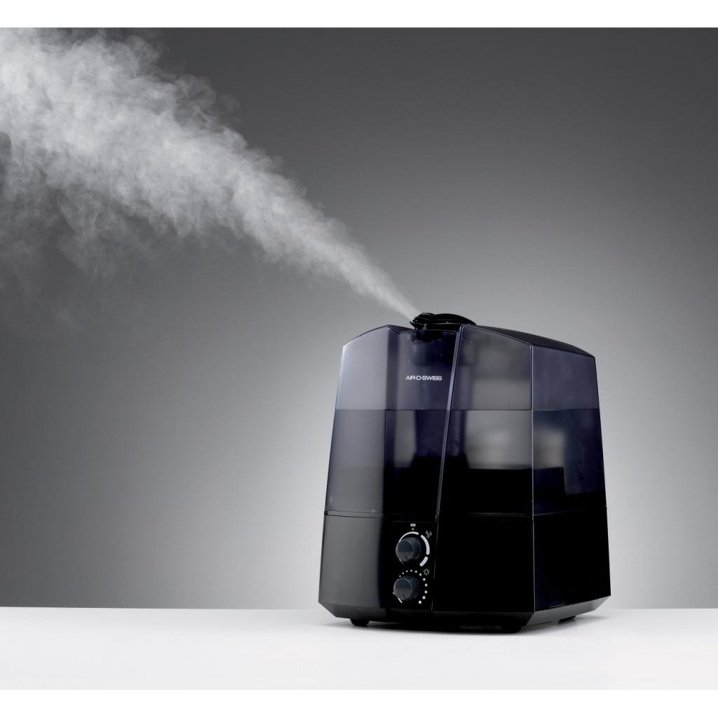 Humidifier with cold steam