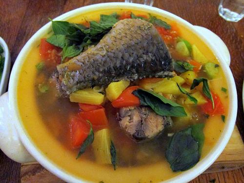 wie zu Kochen Fischsuppe aus Karpfen