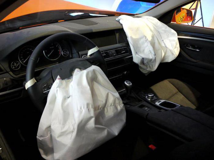 "Renault Logan": acendeu-se uma lâmpada airbag