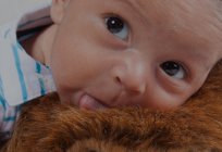 Besonderheiten der Pflege des Neugeborenen Jungen in den ersten Monaten des Lebens