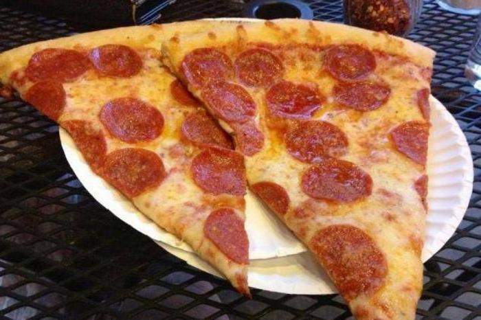"el Imperio de la pizza" los clientes sobre el empleador