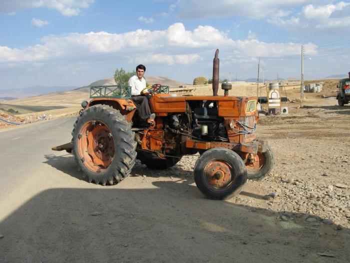 the work of the tractor driver of agricultural production