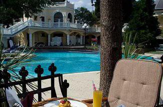 die Hotels der Krim mit Pool und Privatstrand