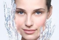 该系列的化妆品用于面部护区附近的皮肤Naturals