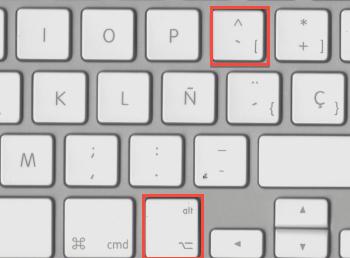 どのようにキーボードの角括弧