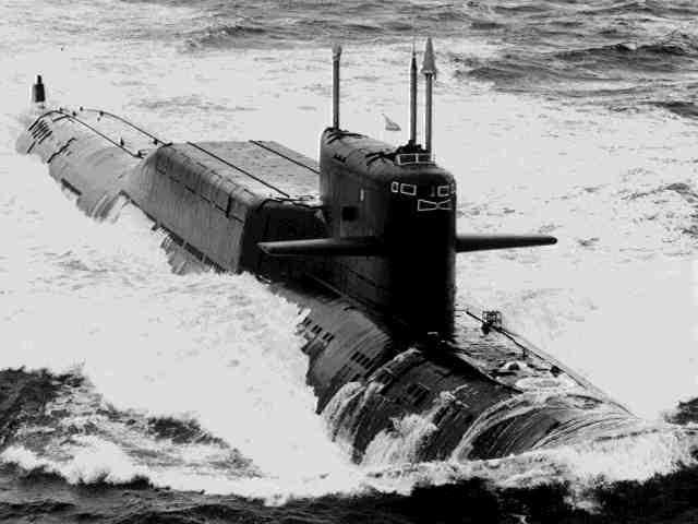 的大小核潜艇