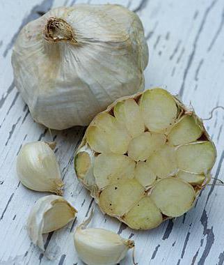 what is the name of Chinese garlic