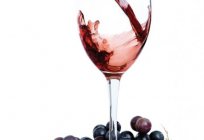 Ev yapımı şarap yapımı: lezzetli ve yararlıdır. Yemek şarap karaçalı