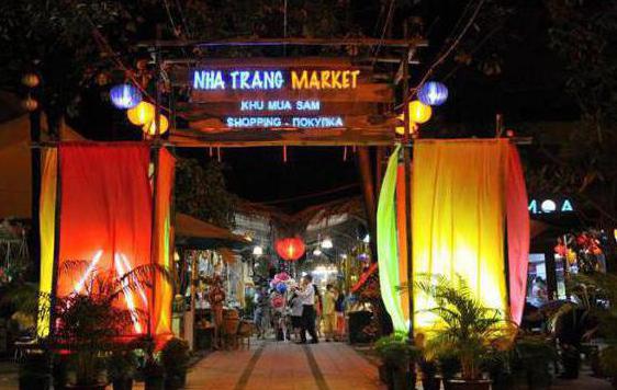 el mercado nocturno de nha trang