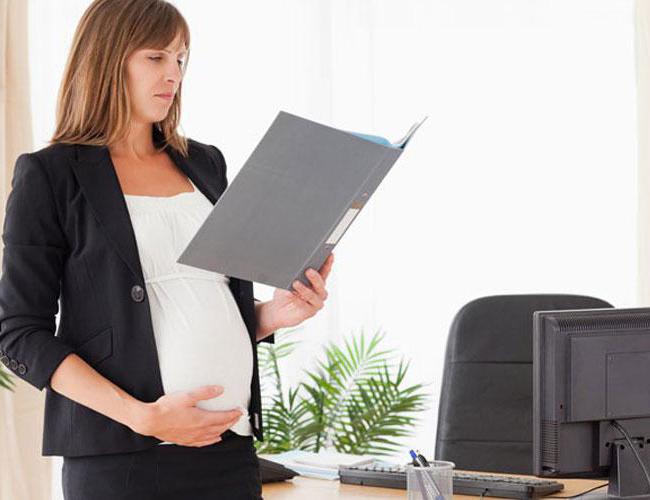 翻訳のための簡単に労働妊娠中の労働コード