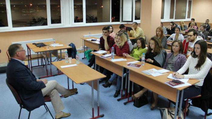 organizações não-governamentais universidades de moscovo viajante