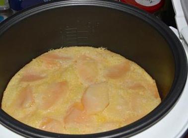 cake with milk in a slow cooker