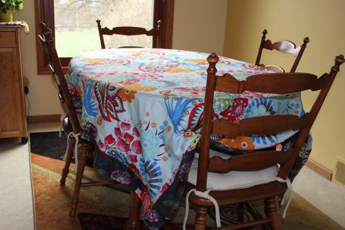 how to sew an oval tablecloth