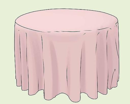 coser un mantel en la mesa redonda